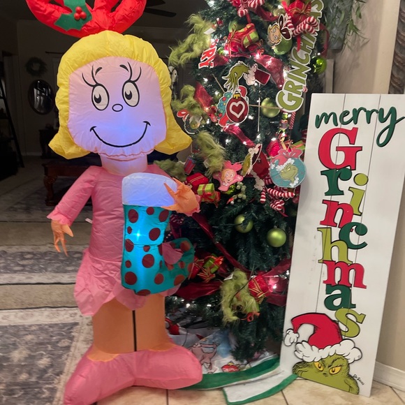 The grinch Cindy lou who airblown inflatable 5 feet - Picture 4 of 17
